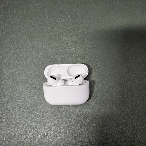 Apple AirPods Pro Mlwk3am/a A2083 A2084 A2190 (Usado)