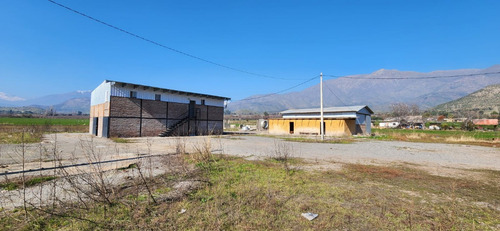 Terreno 8500m2 + Bodegas 260 M2 Y Oficinas Los Andes