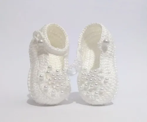 A5 Sapatinho De Croche Feminino Branco De Menina Com Perolas