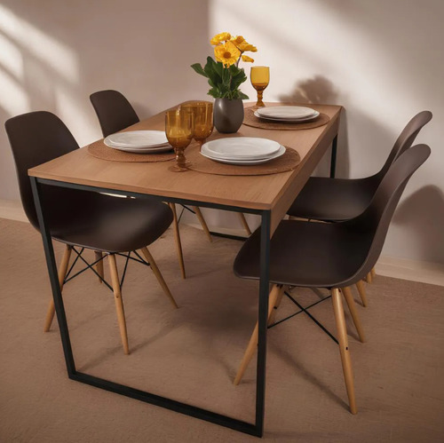 Mesa de sala de jantar retangular estilo Industrial Maclavi Móveis Mesa Industrial Urbana de mdp/mdf -amadeirada