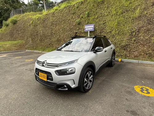 Citroën C4 Cactus 1.6 Shine Turbo Aut