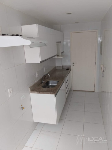 Imagem 4 de 15 de Apartamento Com 3 Quartos, Sendo Uma Suíte No Flamboyant - 10353