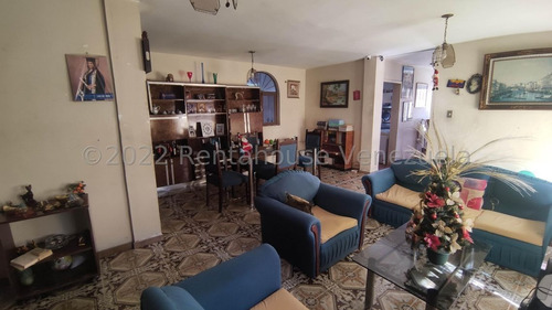 Imagen 5 de 17 de Casa En Venta En Zona Centro De Turmero Aragua 22-26059 Irrr