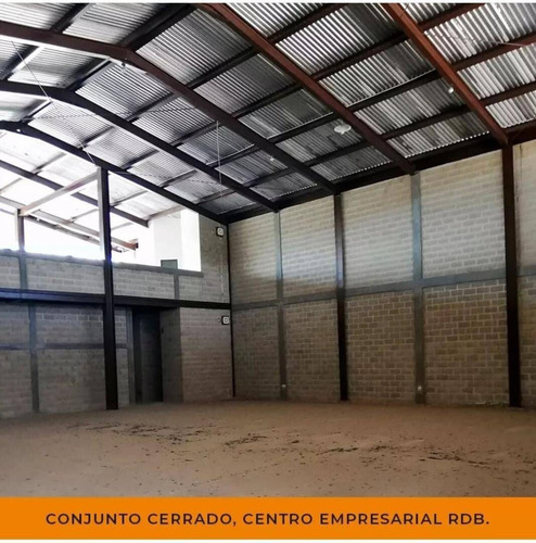 Imagen 6 de 8 de Johanna Castillo Alquila 04145951217 Galpon En Castillito