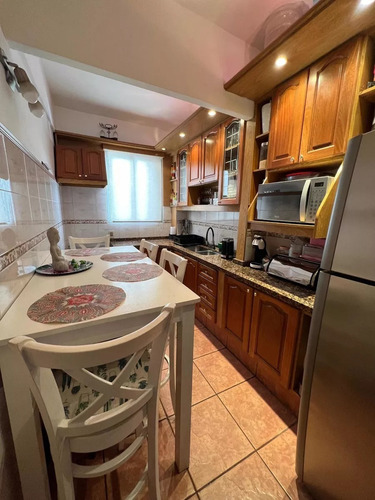 Imagen 10 de 12 de Venta Apartamento 2 Dormitorios Y Garage En Pocitos