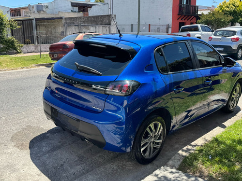 Peugeot 208 1.6 Feline Tiptronic