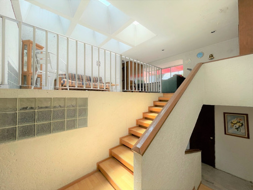 Imagen 12 de 29 de Satélite Casa Venta 5 Recámaras 4 Baños 3 Estacionamientos Jardín Desniveles