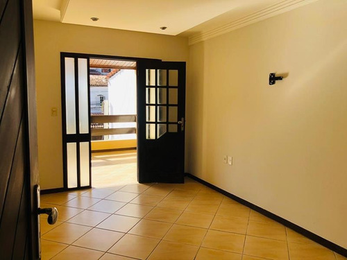 Imagem 9 de 13 de Casa Com 5 Quartos, 200,00m2, À Venda - Inocoop - Camaçari - 137
