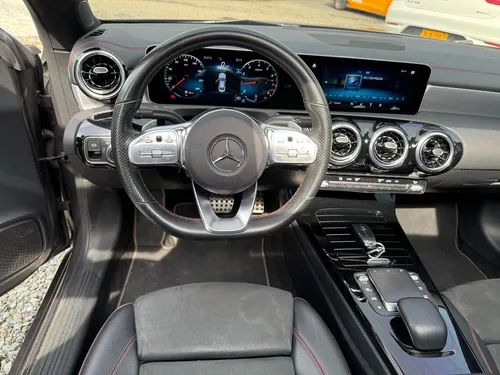 Mercedes-Benz Clase CLA 1.3 Cla 180 Amg Line At