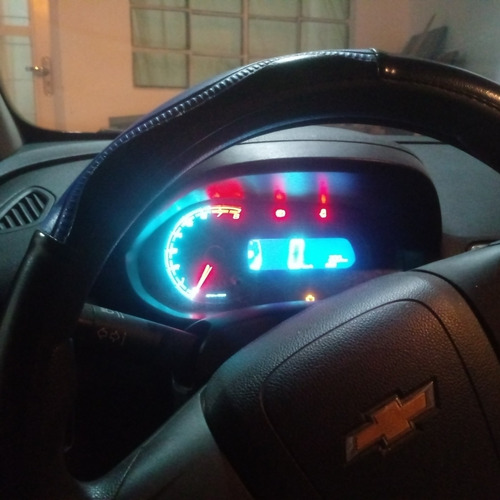 Chevrolet Onix 2014 1.0 Lt 5p