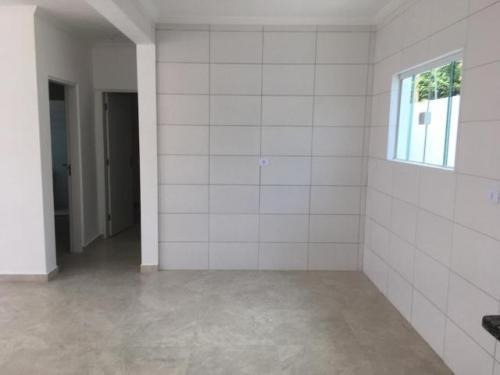 Casa Com Piso Porcelanato E Piscina No Cibratel Em Itanhaém