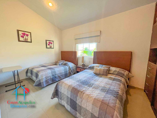 Cad Diamante Lakes Zafiro 327. Terraza Con Vista A La Alberca Y Jardines