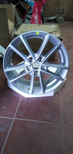 Llanta Focus 2018 Rodado 16
