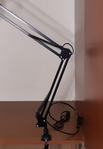 Imagen 6 de 6 de Lampara De Mesa Escritorio Brazo Flexible Tipo Prensa