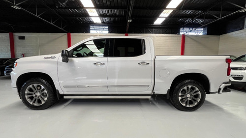 Chevrolet Cheyenne 5.3 Dobre Cabina High Country 4X4 At