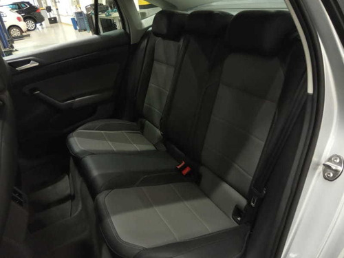 Volkswagen Virtus 1.0 200 Tsi Highline Automático