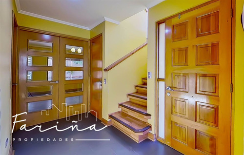 Arriendo Casa 3d, 4 Baños Y Servicio - Portones De Chicureo