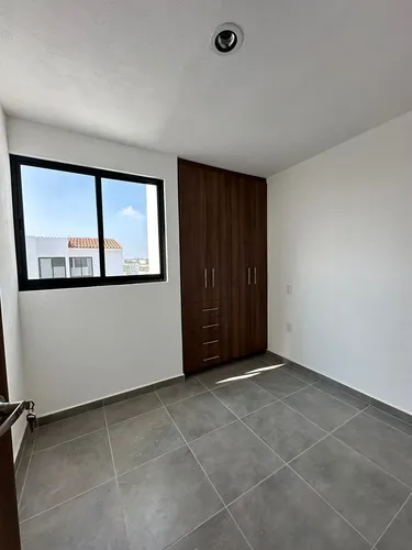 Estrena Casa En Ciudad Maderas, Jardín, 3 Recámaras, Hermoso Diseño, Lujo !