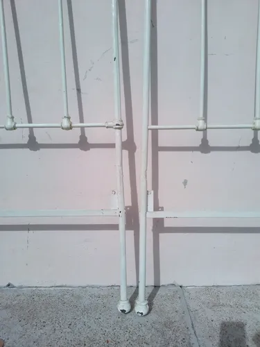 Linda Antigua 2 Cabecera ? Piecera? En Hierro Cama Una Plaza (Usado)