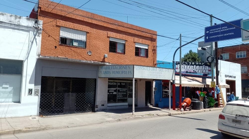 Imagen 1 de 9 de Lote Con Mejoras A Mts Plaza De Pilar! Local, Depto Y Galpon!