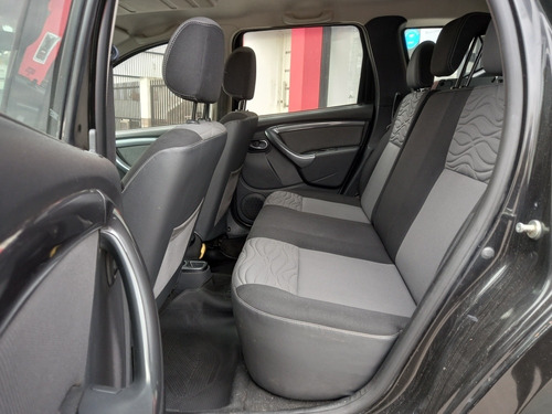 Imagen 8 de 10 de Renault Duster 2.0 4x2 Luxe 138cv 2013