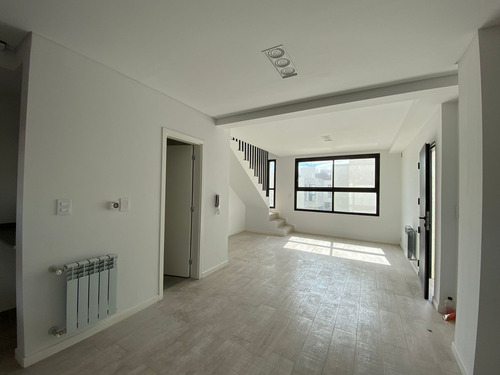 Venta Casa Housing - Nuevo Poeta Lugones - 2 Dorm
