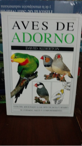 Aves De Adorno 
