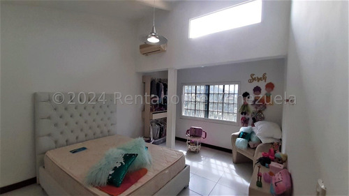 Casa En Venta El Hatillo Jose Carrillo Bm Mls #25-51