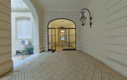 Excelente Piso Amoblado Con Dos Habitaciones. Recoleta