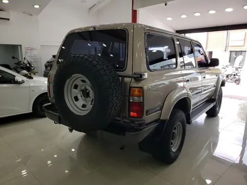 Toyota Land Cruiser Autana Vx