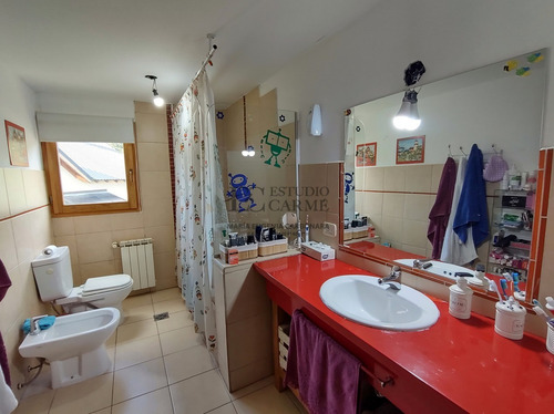 Casa 7 Amb En Barrio Tres Lagos