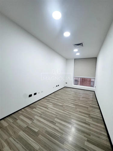 Arriendo Moderna Oficina, Nueva Las Condes