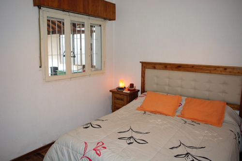 Casa En Moron Muy Buen Estado