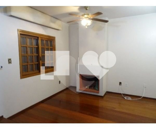 Imagem 5 de 20 de Casa De 2 Pavimentos Com Piscina. - Reo418191