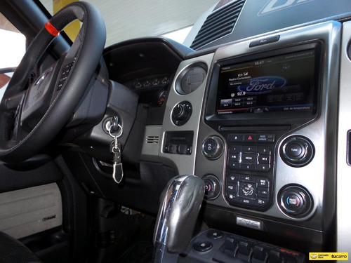 Imagen 23 de 25 de Ford F-150 Raptor Svt