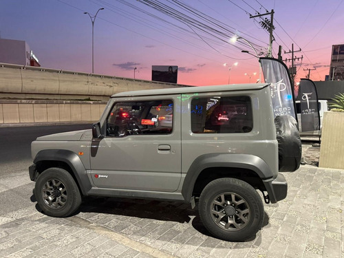 Suzuki Jimny 1.5 Glx Mt