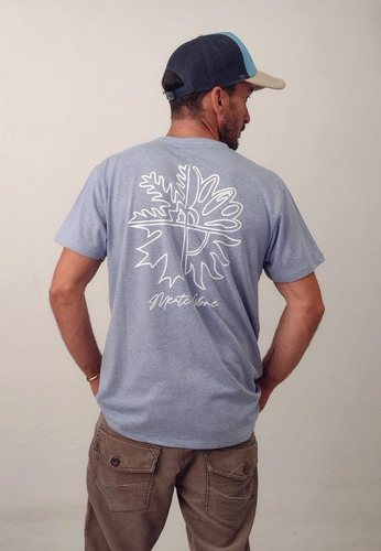 Imagen 5 de 5 de Remera Kau