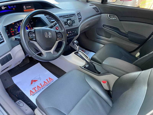 Imagem 12 de 15 de Honda Civic Sedan Lxs C-at 1.8 16v 4p 2013