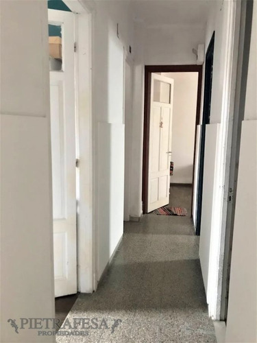 Imagen 6 de 14 de Apartamento En Venta - 5 Dormitorios - 2 Baños- Blacón- Mercedes - Cordon