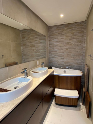 Imagem 21 de 26 de Apto Barra Da Tijuca: Jardim Oceânico | 3 Quartos | 102 M² | Cond: R$740.00 | 3 Vagas - 14hml5b