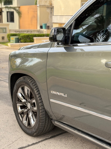 GMC Yukon 6.2 Denali 8 Vel Awd At