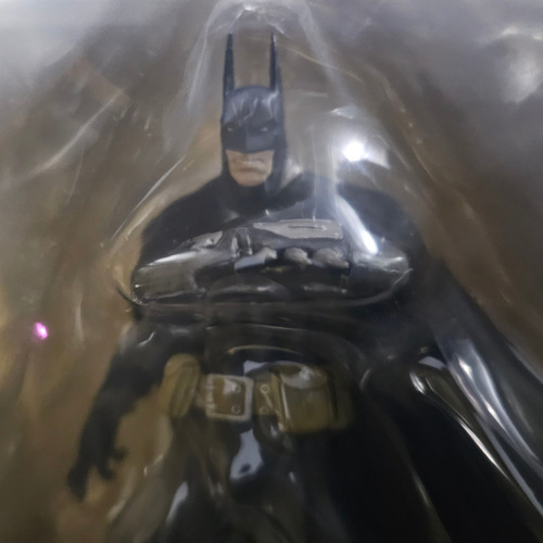 Batman Wave 2 Figura De Yamato Base Kia Asamiya Caja Abierta