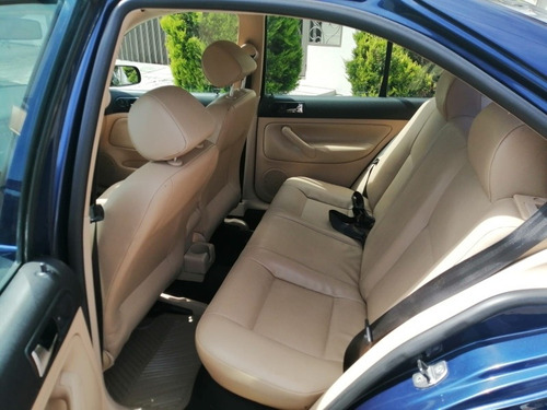 Imagen 11 de 15 de Volkswagen Jetta Clásico 2012 2.0 Sport 5vel Mt