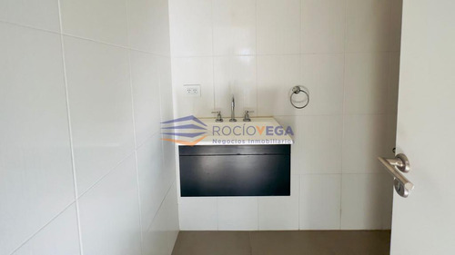 Casa En Venta En Barrio Santa Ana Moreno