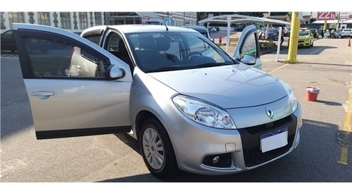 Renault Sandero 1.6 Privilége 16v Flex 4p Automático