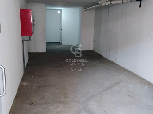 Local Comercial De 45m2 Sobre Av. Irarrázaval