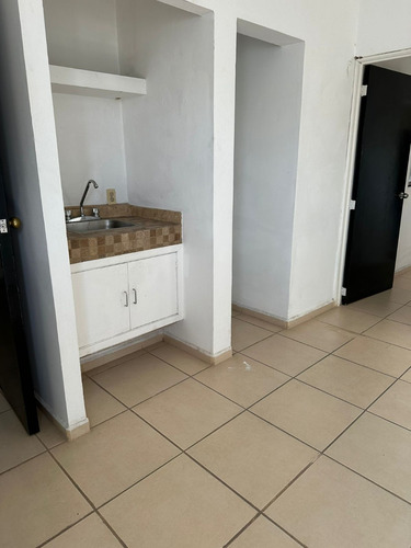 Casa En Venta En Los Arcos En Guadalajara, Jalisco