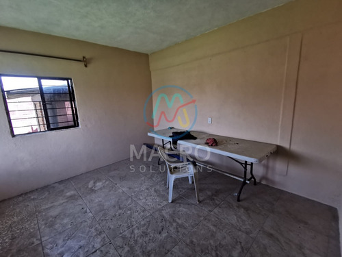 Casa En Venta En Yecapixtla Morelos De 1 Nivel Con Alberca Y Amplio Jardín