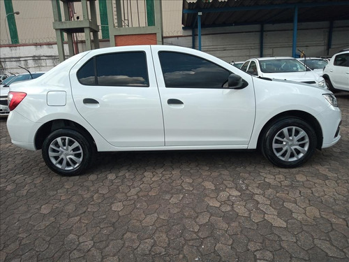 Logan 1.0 Manual 2020 (1758795002)