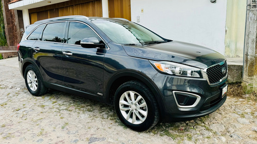 Kia Sorento 2.4 Lx At